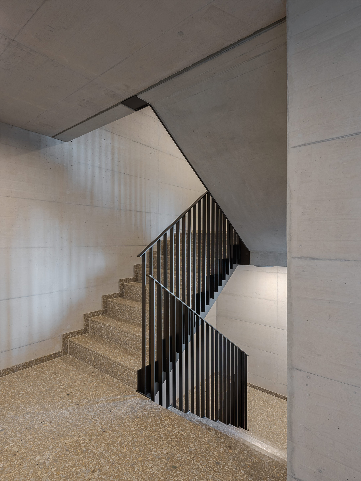 buan-architekten-neubau mehrfamilienhaus-luzern-treppenhaus